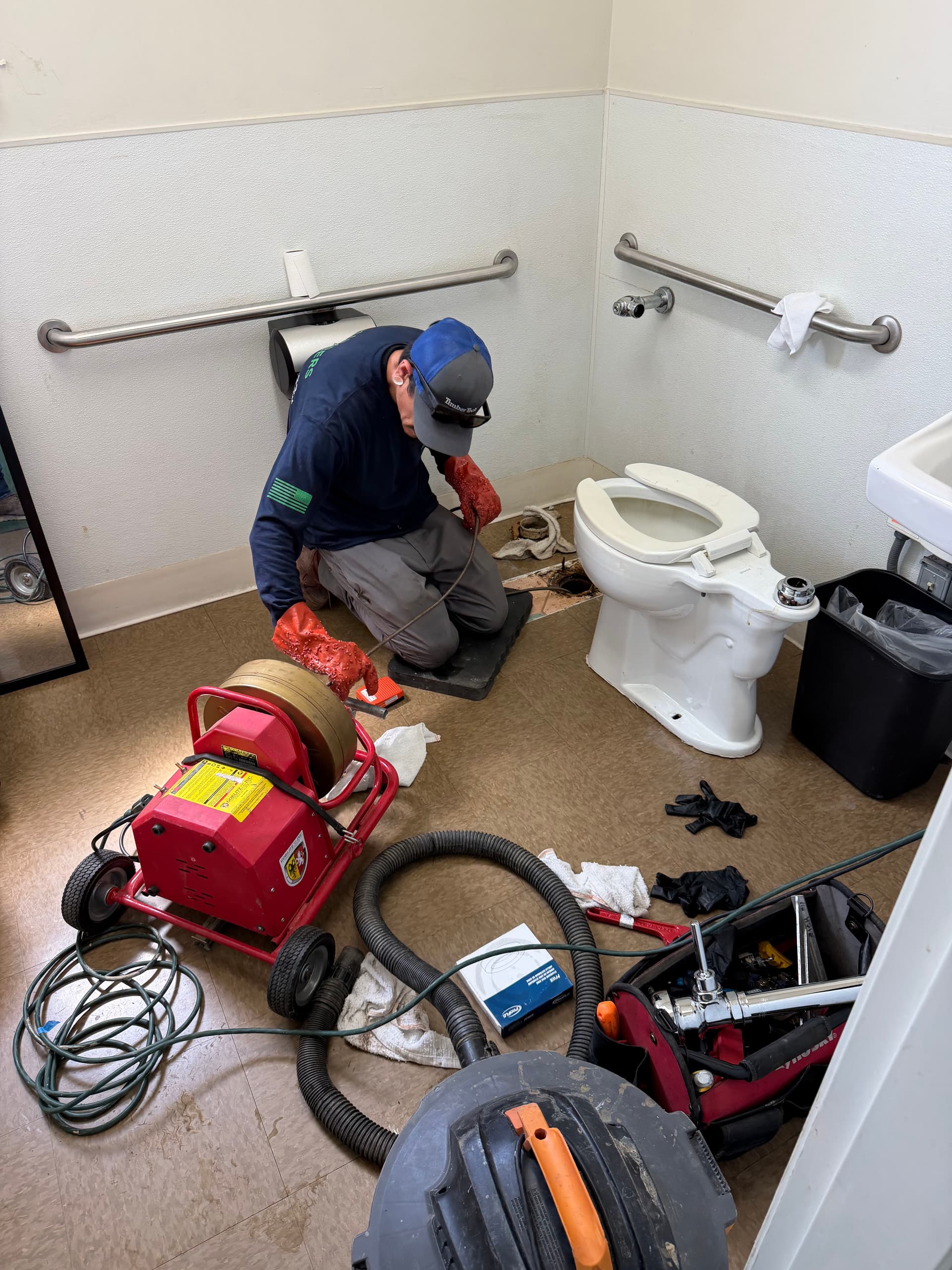 Toilet Flushing Problems Fixed the Right Way image